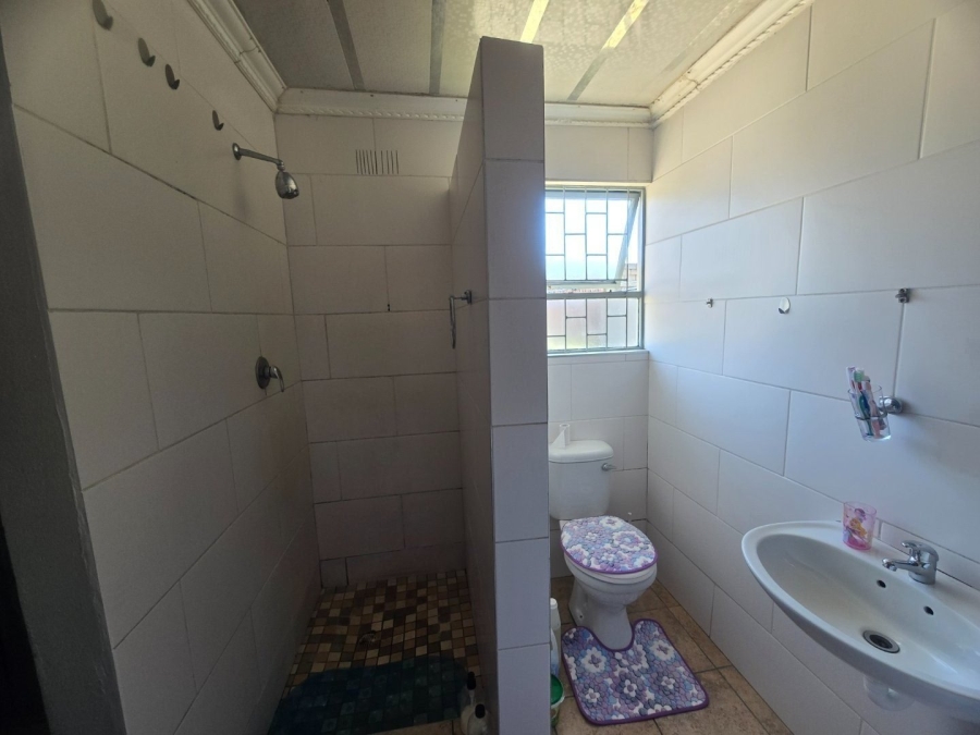 2 Bedroom Property for Sale in Colorado Park Western Cape